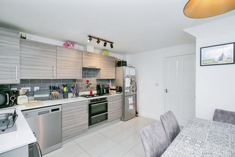 3 bedroom terraced house for sale, Y Rhodfa, Barry