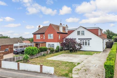 6 bedroom chalet for sale, Pump Lane, Rainham, Gillingham, Kent