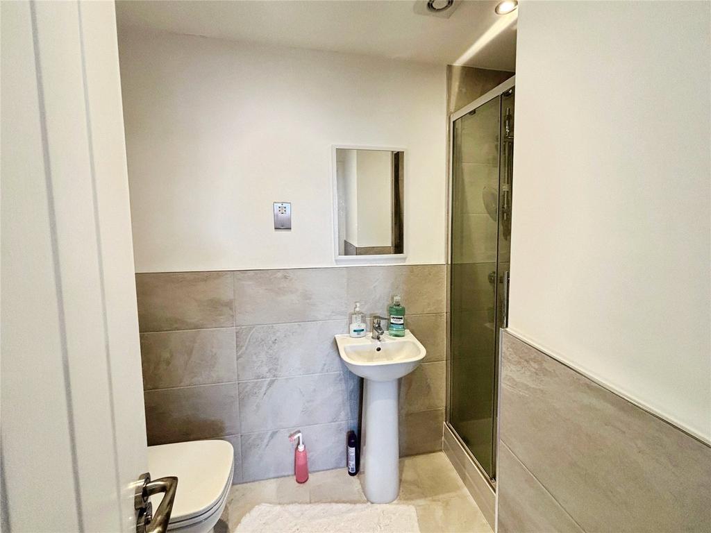 Ensuite