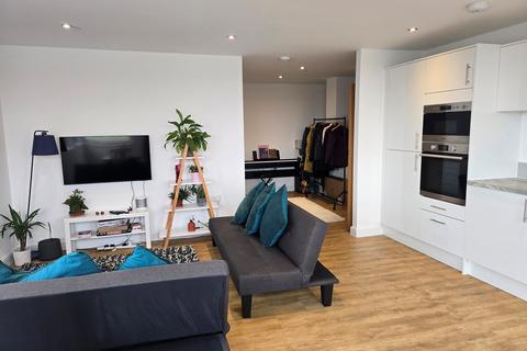 2 bedroom flat for sale, Upper Dock Street, Newport