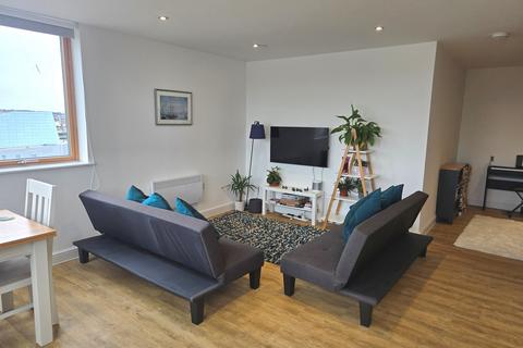 2 bedroom flat for sale, Upper Dock Street, Newport