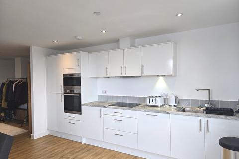 2 bedroom flat for sale, Upper Dock Street, Newport