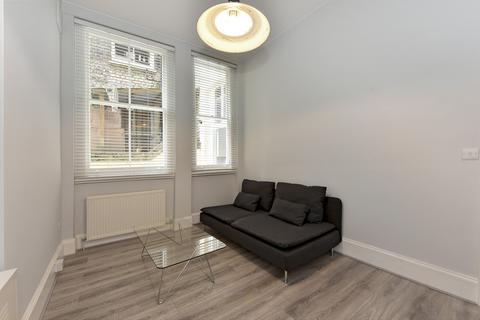 1 bedroom flat to rent, Hurlingham Mansions, New Kings Road, London, SW6