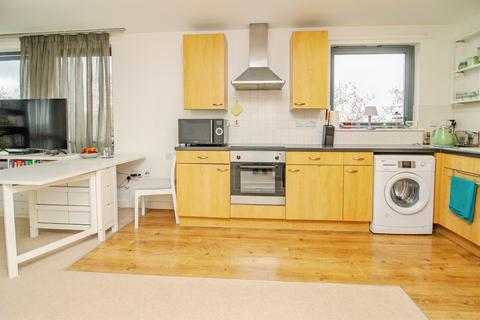 2 bedroom flat for sale, Wetherburn Court, Bletchley, Milton Keynes