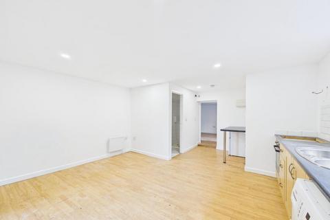 1 bedroom apartment to rent, Hogarth Mews, Jasmine Crescent, Princes Risborough, Buckinghamshire