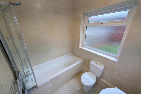 3 bedroom terraced house to rent, Durham Road, Newport,
