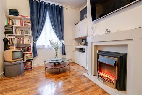 2 bedroom end of terrace house for sale, Platt Bridge, Wigan WN2