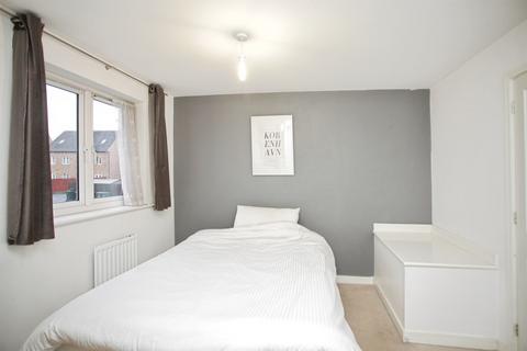 3 bedroom semi-detached house for sale, The Carabiniers, Coventry