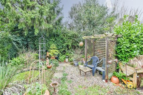 undefined, Deansway, CHIPPENHAM