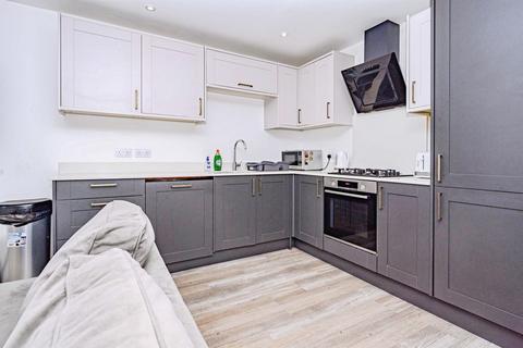 3 bedroom maisonette for sale, Golden Lion Mews, London Colney, St. Albans
