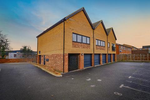 3 bedroom maisonette for sale, Golden Lion Mews, London Colney, St. Albans