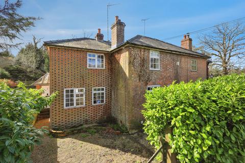 4 bedroom semi-detached house for sale, Jacksons Place, Colemans Hatch, Hartfield