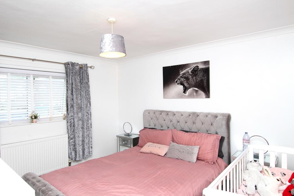 Master bedroom 2