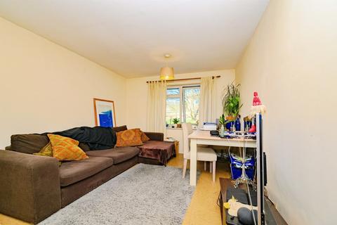 1 bedroom maisonette for sale, Meadowbank, Kings Langley