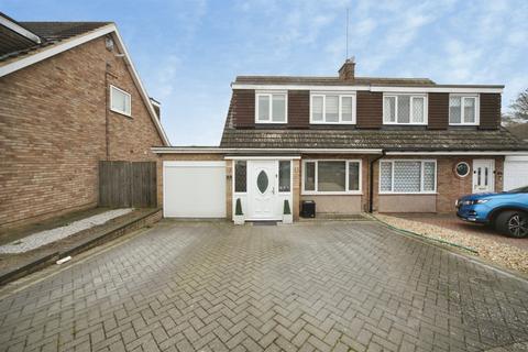 undefined, Loftus Close, Luton