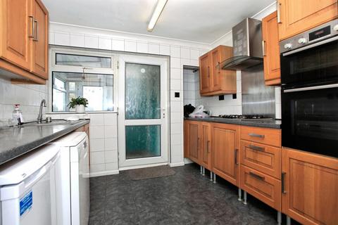 3 bedroom end of terrace house for sale, Stukeley Close, Peterborough