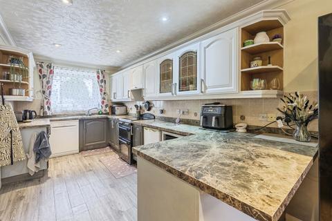 4 bedroom detached house for sale, Lands Park, Plymouth