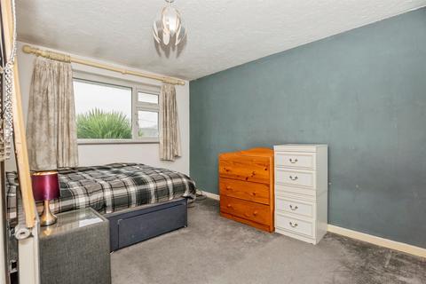 undefined, Kilbury Drive, Worcester