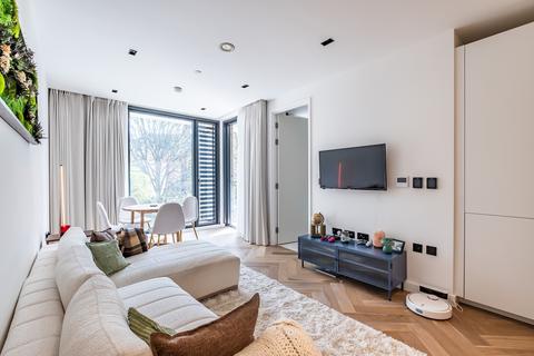1 bedroom apartment to rent, Cluny Mews London SW5