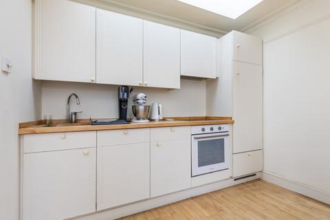 1 bedroom apartment for sale, Penywern Road, London, SW5