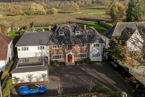 6 bedroom detached house for sale, Warwick Road, Solihull, B91