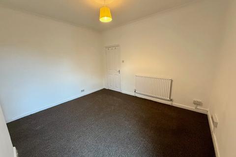 2 bedroom flat to rent, Darwin Road, Southampton SO15