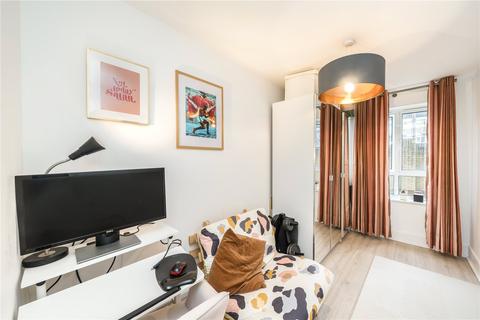2 bedroom flat for sale, Granite Apartments, 39 Windmill Lane, Stratford, London, E15
