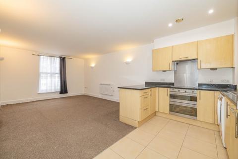 2 bedroom flat for sale, Copperfield Court, New Dover Road, Canterbury, CT1