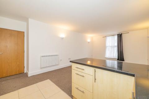 2 bedroom flat for sale, Copperfield Court, New Dover Road, Canterbury, CT1