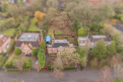 undefined, Winnington Road, N2