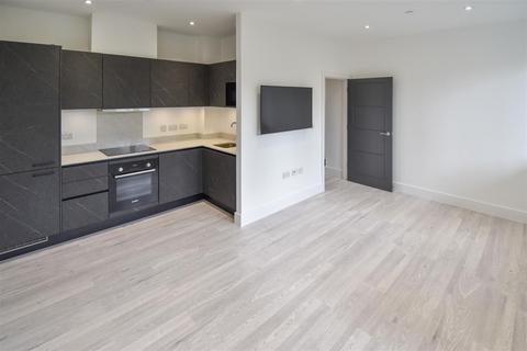 2 bedroom apartment for sale, Ashwells Road, Pilgrims Hatch, Brentwood