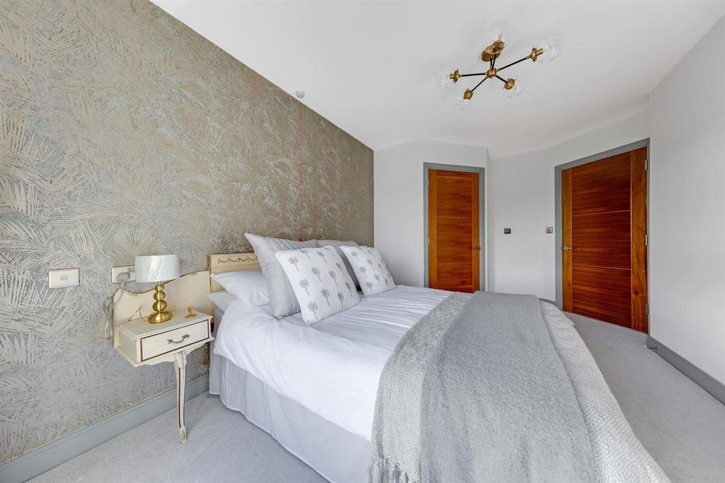 14-9da5 PFMCSR 52 Augustus House-31-medium.jpg