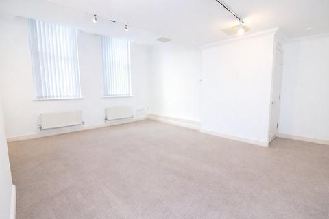 2 bedroom apartment for sale, Kingsley Avenue, Fairfield, Hitchin, SG5