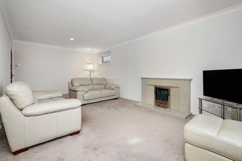 undefined, 9 Weir Crescent, Eskbank, EH22 3JN