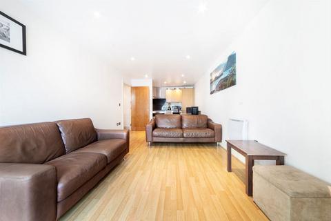 2 bedroom flat to rent, Flagstaff House, Vauxhall SW8
