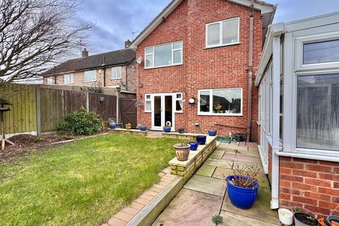 3 bedroom detached house for sale - Gloucester Crescent, Wigston, LE18
