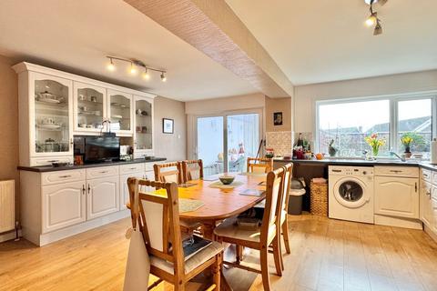 3 bedroom detached house for sale, Gloucester Crescent, Wigston, LE18