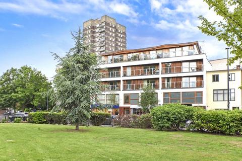 Vallance Road, London, E1