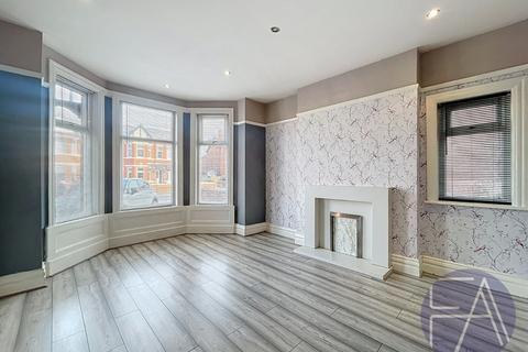 4 bedroom semi-detached house for sale, Southport, Merseyside PR8