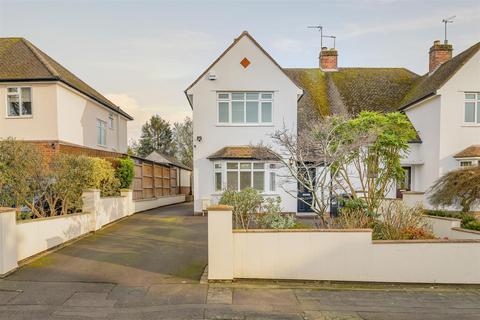 3 bedroom semi-detached house for sale, 31 Grangefields Road, Shrewsbury, SY3 9DD