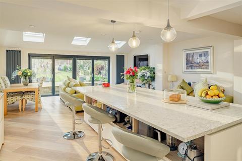 3 bedroom semi-detached house for sale, 31 Grangefields Road, Shrewsbury, SY3 9DD