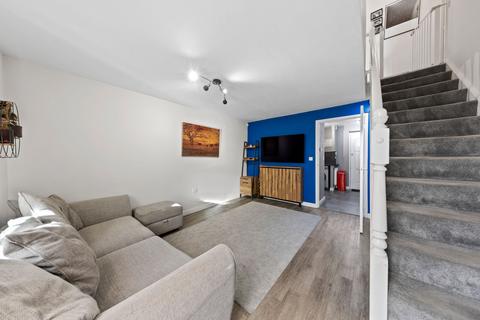 3 bedroom terraced house for sale, Greyfriars Close, Fearnhead, WA2