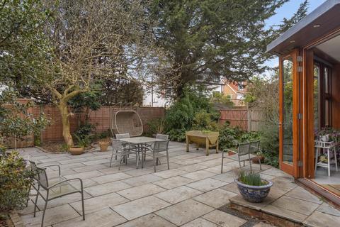 5 bedroom semi-detached house for sale, London W5