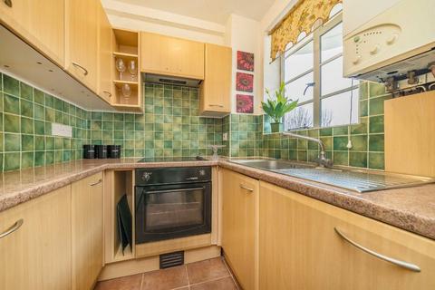 undefined, Sheen Road, Richmond TW9