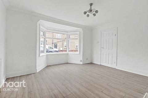 3 bedroom terraced house for sale, Saville Street, Walton On The Naze