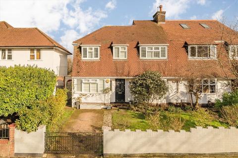 5 bedroom semi-detached house for sale, Thornton Road, London SW12
