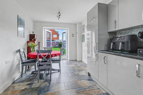 3 bedroom detached house for sale, Winter Nelis Way, King's Lynn