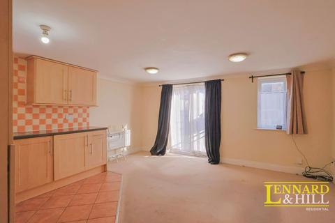 1 bedroom flat for sale, St. Chads Road, Tilbury RM18