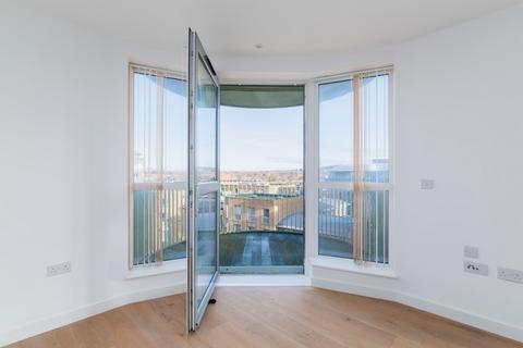 2 bedroom apartment to rent, Ottley Drive, SE3