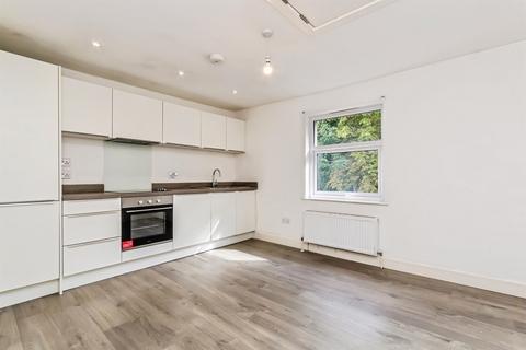 2 bedroom apartment for sale, London Road, Southborough, Tunbridge Wells